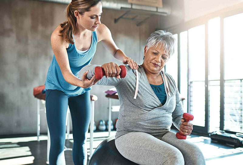 Personal Trainer For Elderly People: 4 Biggest Mistakes
